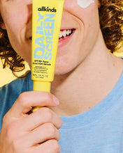 Load image into Gallery viewer, SPF 50+ Face Sunscreen Serum
