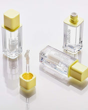 Load image into Gallery viewer, Vanilla Lip Glaze Oil
