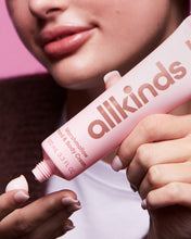 Load image into Gallery viewer, Marshmallow Body/Hand Cream
